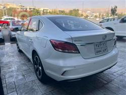 ئێم جی 6